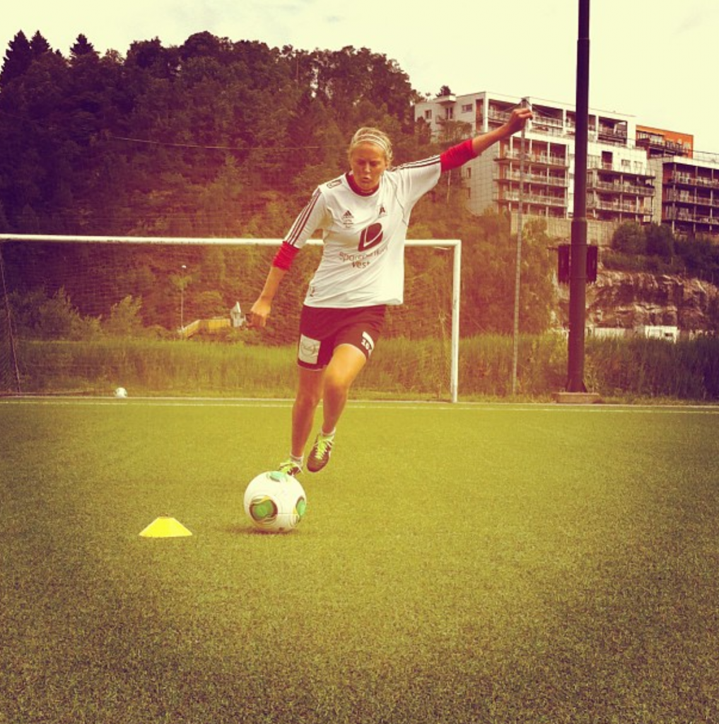 女子サッカーノルウェー代表の可愛い選手は？背番号と名前やプロフィールは？ ここも気になる知りたがり。